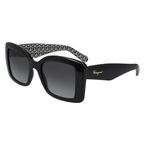 NEW Salvatore Ferragamo SF965S 001 Black Sunglasses with Grey Lenses & SF Case